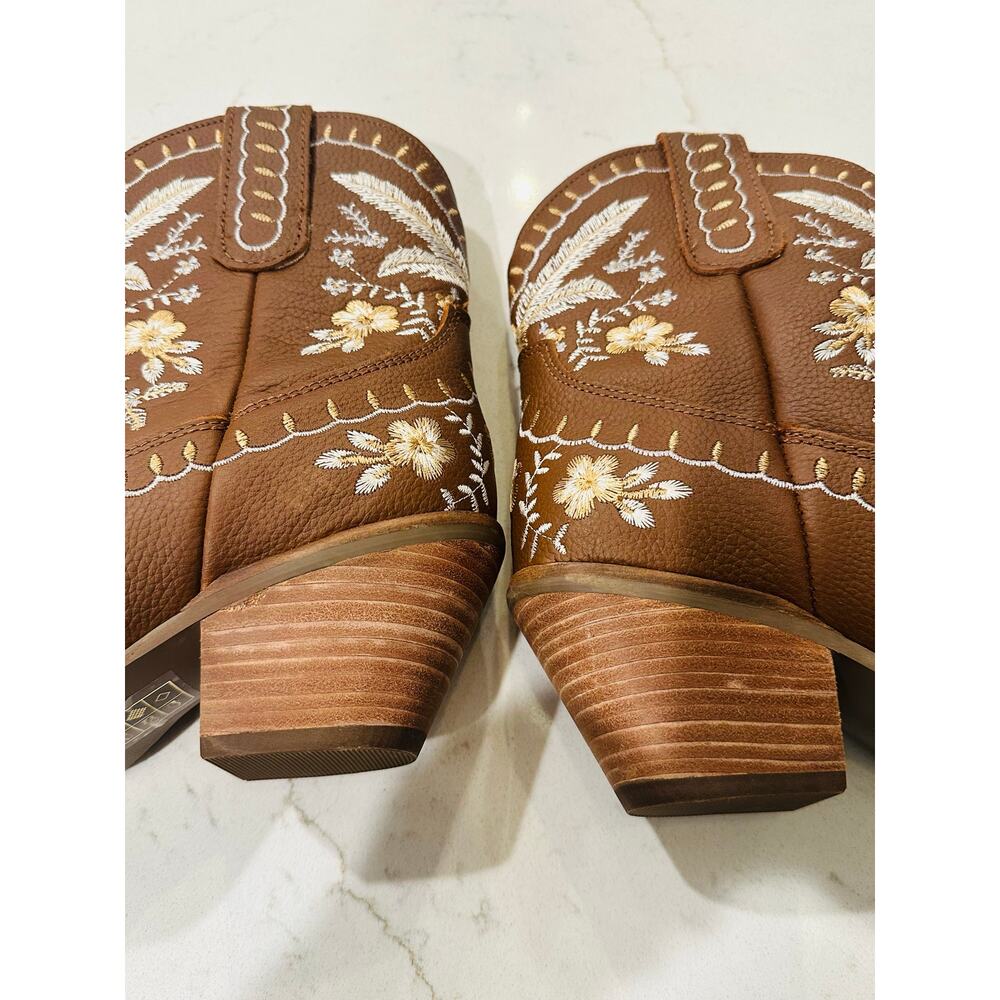 Dingo Primrose Women’s 7.5 NWT Brown Leather Floral Embroidered Western Boots - Picture 10 of 12